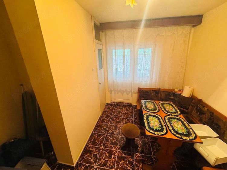 3 Camere Decomandat in Zona Semicentrala | Etaj 3 din 4 | 0% Comision - 3