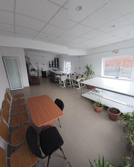 VAND SPATIU DE BIROU HALA REPARATII SI SPATIU CAZARE MUNCITORI - 2