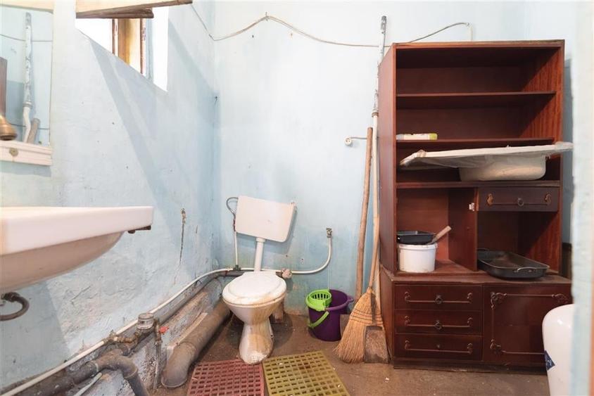 RECO, Casa din caramida, Zona Velenta, Oradea - 11