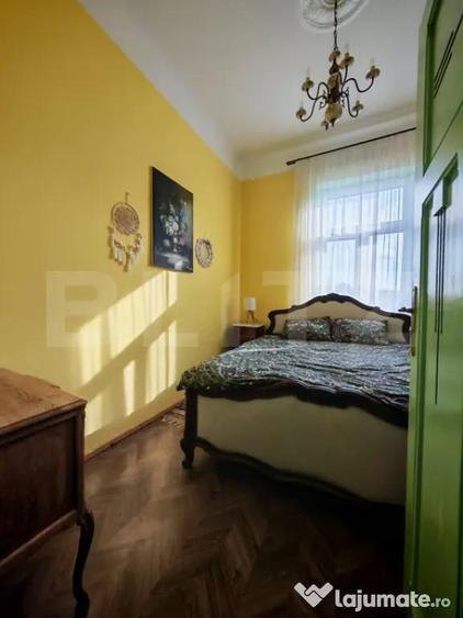 Cladire istorica, apartament 2 dormitoare, decomandat, zona - 9