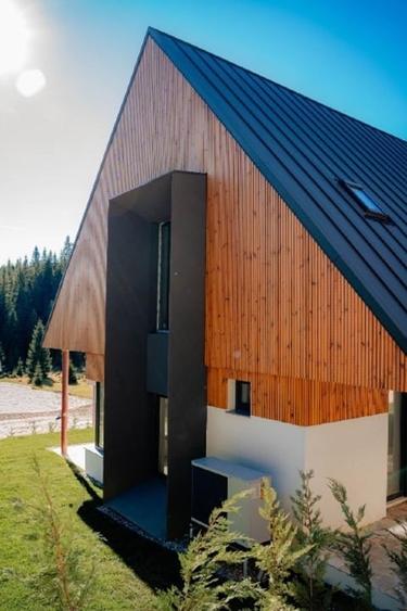 Vânzare casă de vacanță în ansamblu format din 6 case în Mărișel - 9