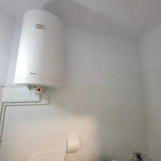 Vand camera de camin zona Tractorul - 7