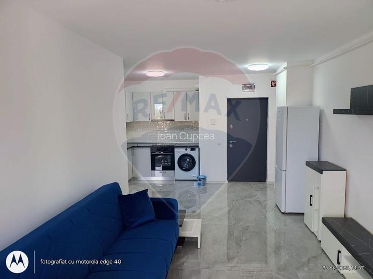 Apartament NOU cu 2 camere, 1 parcare de inchiriat in zona CATEDRALA