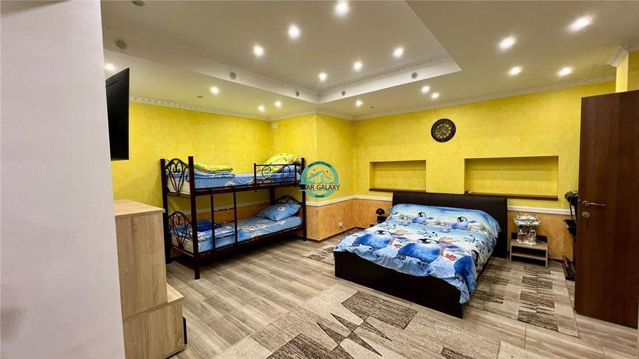 Oportunitate ! Pensiune 7 camere, 4 apartamente, 760mp utili la E60 - 16