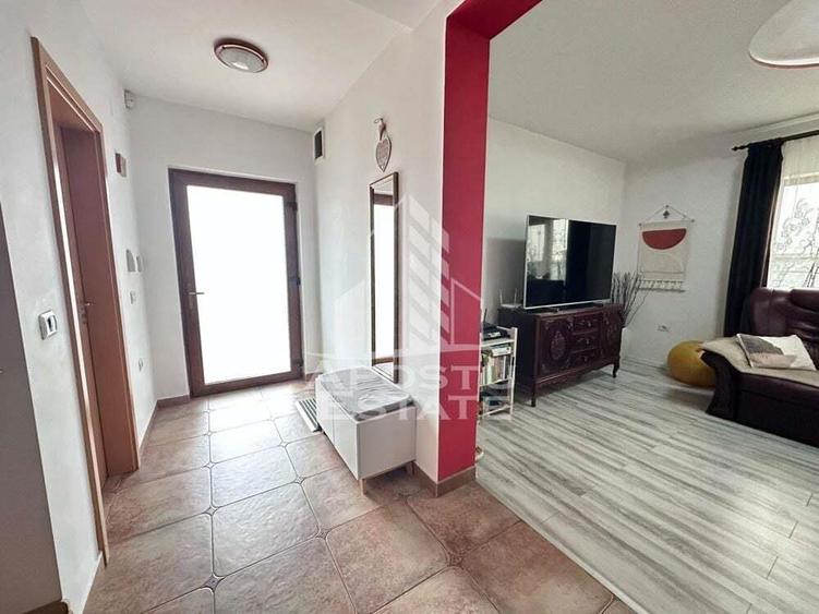 Duplex deosebit cu 5 camere, situat intr-o zona lini?tita ?i exclusiv - 16