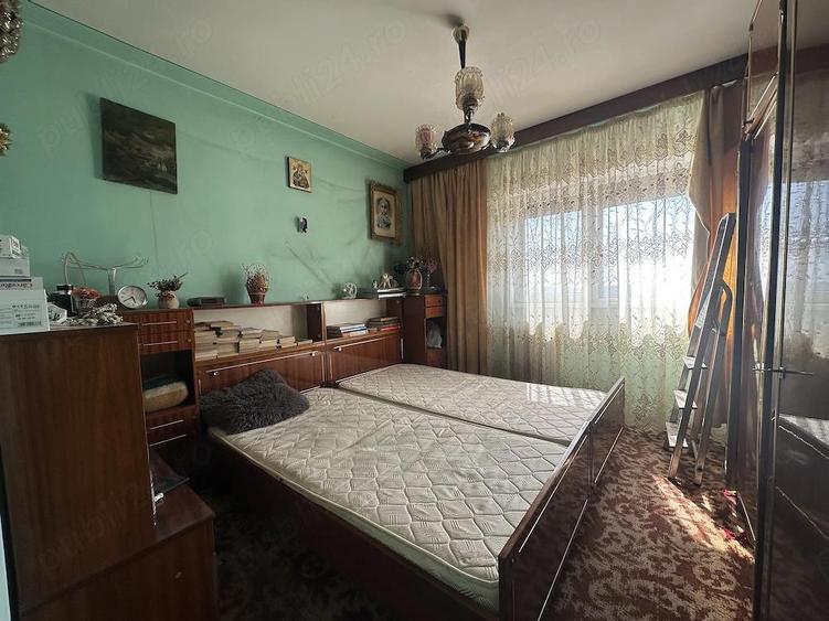 Agentia imobiliara VIGAFON vinde apartament 3 camere Republicii-Caraiman - 2