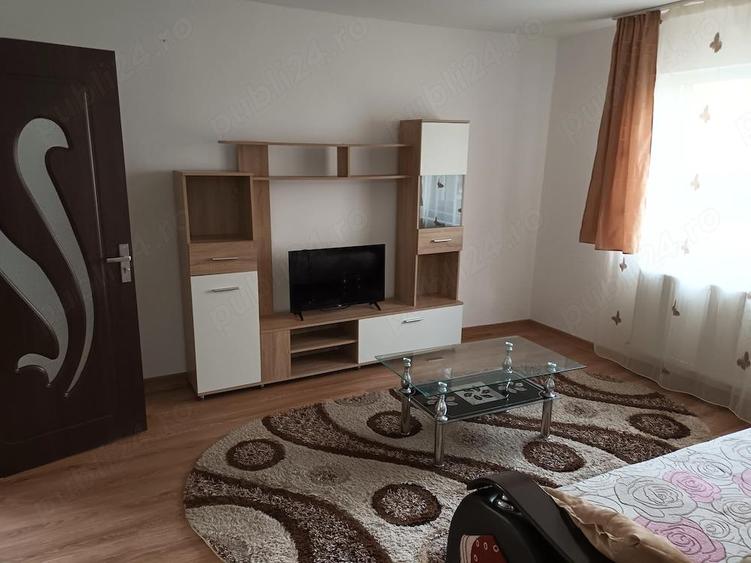 inchiriez apartament 3 camere - 2