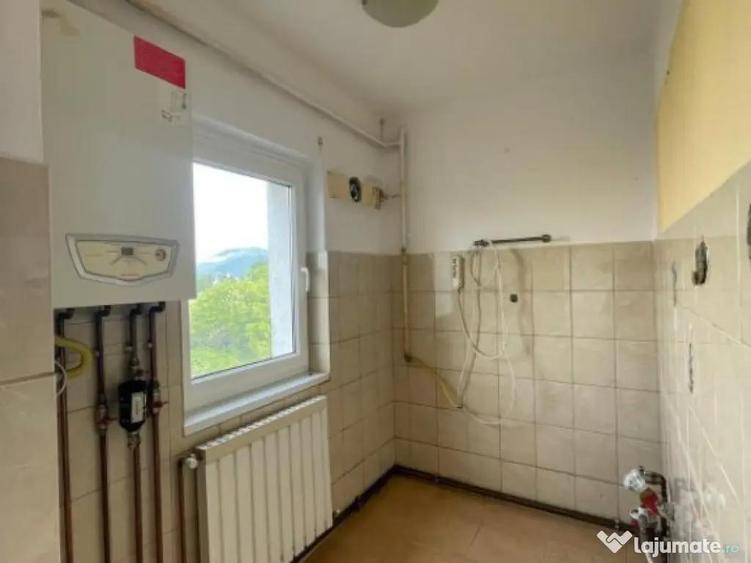 Garsoniera de vanzare, 24 mp, zona Combinat - 4