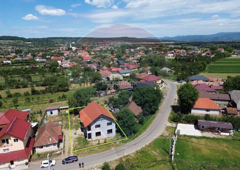 Casa de vanzare P+E cu 0% comision | 200 mp utili Casa de vanzare P+E cu 0% comision | 200 mp utili