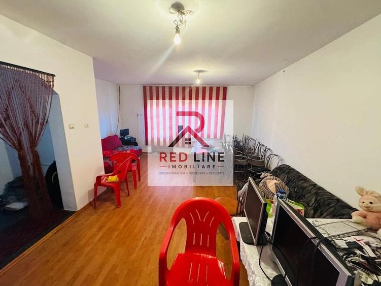 Vila impunatoare, construc?ie solida D+P+E+M, 430 mp pretabila pensiune - 9