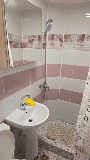 Apartament de vanzare - 4