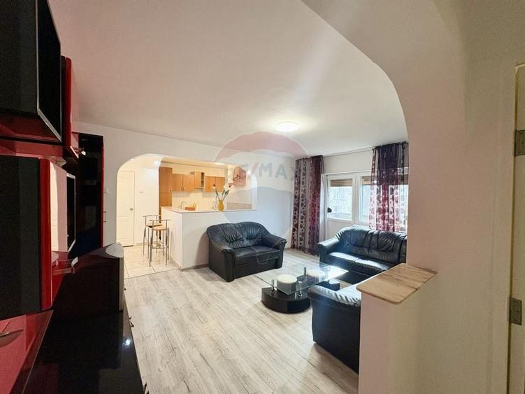 Apartament cu 2 camere de închiriat în Micalaca zona 300 - 4