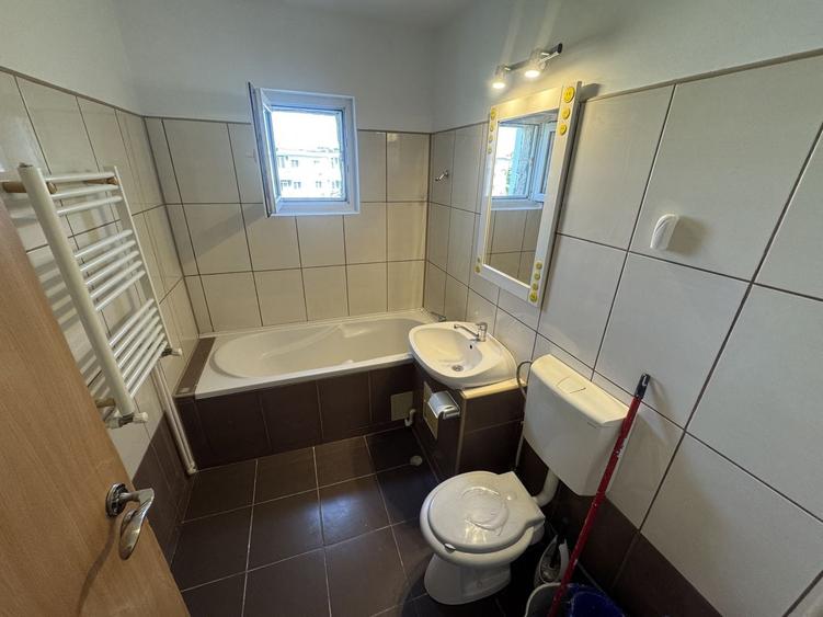Apartament 2 camere zona Inel 2 cu Centrala - 4