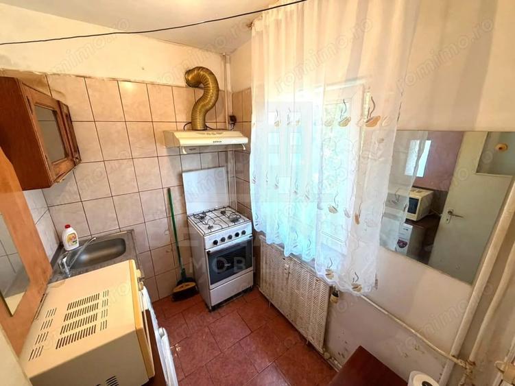 Garsonieră semidecomandată în Rovine