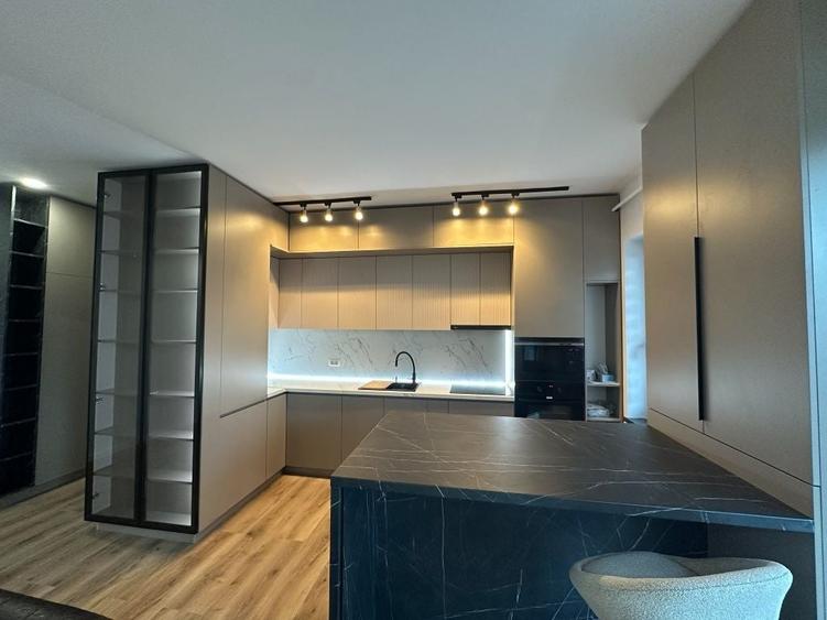 Inchiriez apartament nou in Craiova - 1
