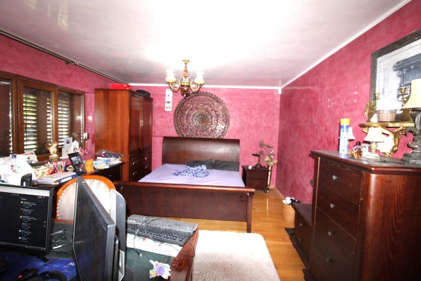 Casa pe strada Lozoveni - 8