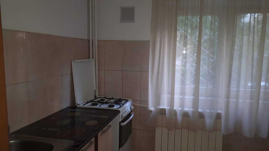 Garsoniera Eroii Revolutiei 40m Parter Metrou 700m - 4