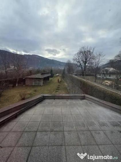 Proprietate superba Tasca, judetul Neamt - 13