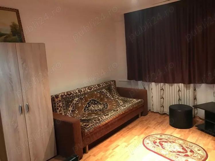 Vand!!! Garsoniera Vlaicu 33 mp zona Poetului - 1