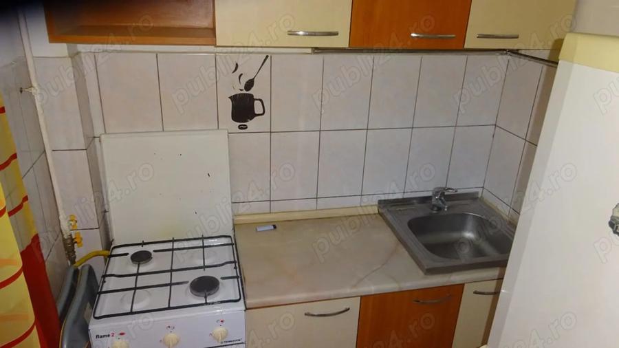 Vand garsoniera zona sud - 1