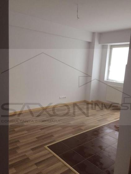 Vanzari Apartamente 5  camere CARTIERE METALURGIEI - 16