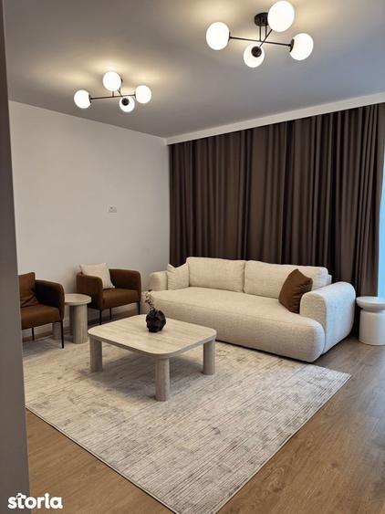 Apartament cu 3 camere, mobilat în Central