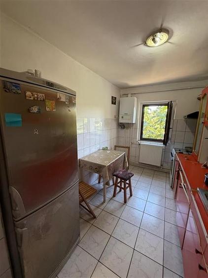 APARTAMENT 3 CAMERE, ETAJ 2, 1 DECEMBRIE - 13