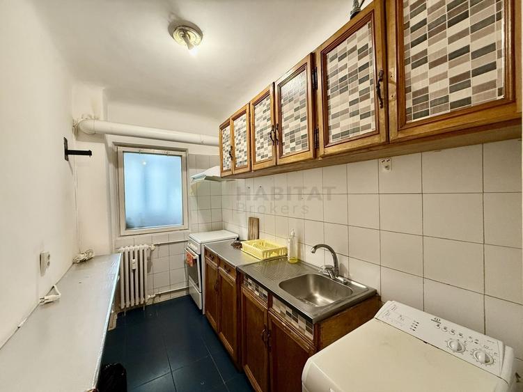 Decomandata, bloc 1982, aproape de metrou - 8