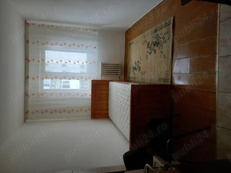 Camera camin zona bularga in spate la jambo - 1