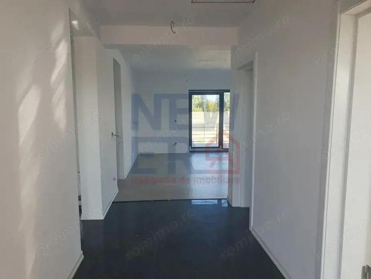 Vila individuala de vanzare 4 camere Crevedia - Samurcasi - 12