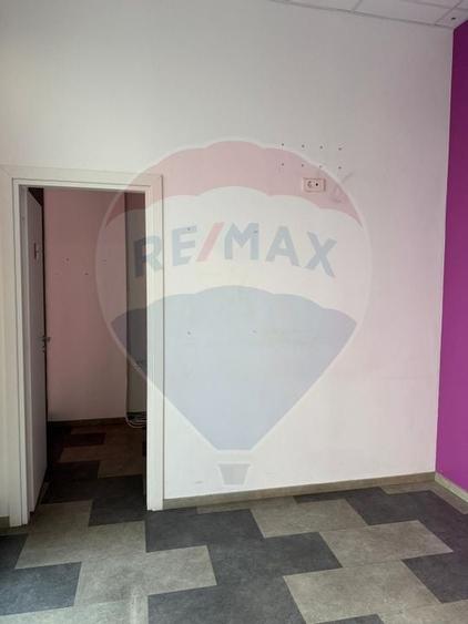 De vanzare | Spatiu comercial 92 mp | Strada Vasile Lascăr - 7