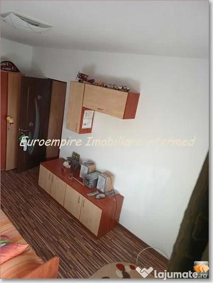 Apartament 2 camere decomandate Mansarda Poarta 6 - 7