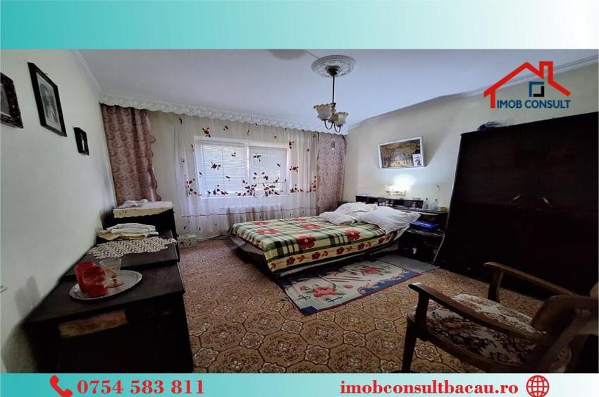 Trei camere! Etaj intermediar! Centrul Bacaului! CE1261 - 12