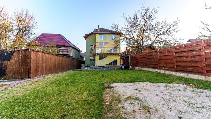 Casa individuala cu 3 apartamente, comision 0%, Intre Lacuri - 19