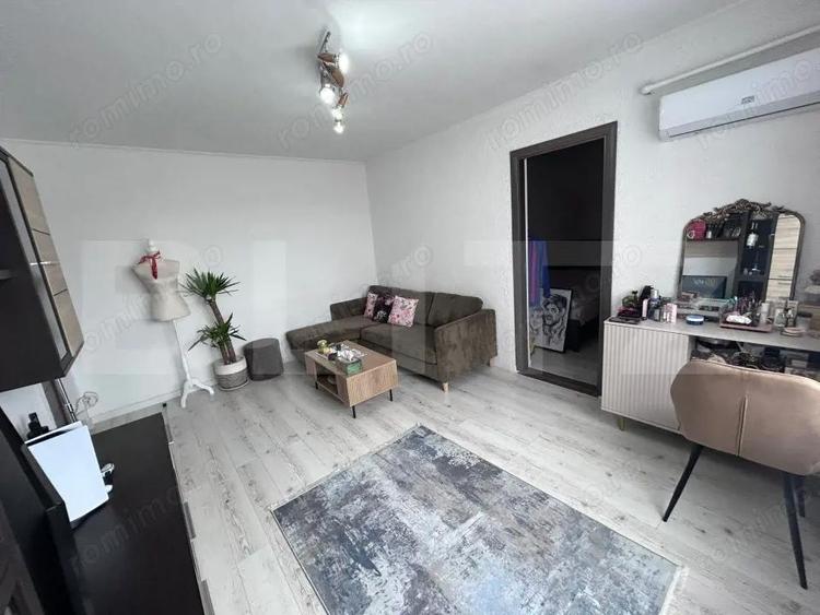 Apartament cu 2 camere, 42 mp, Craiovita Noua - 2
