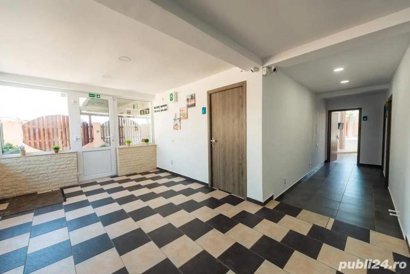 VANZARE Vila Casa Pensiune 8 camere 20 LOCURI Eforie Nord AFACERE La Cheie - 1
