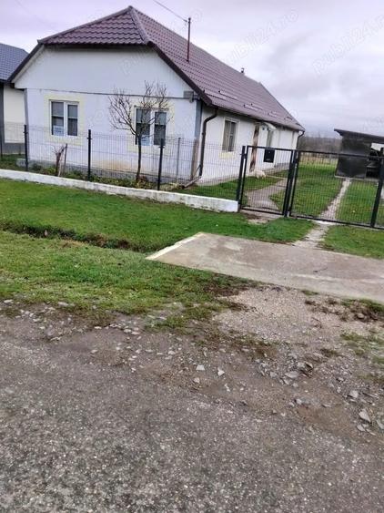De vanzare casa in comuna Valea Vinului sat Sai - 2