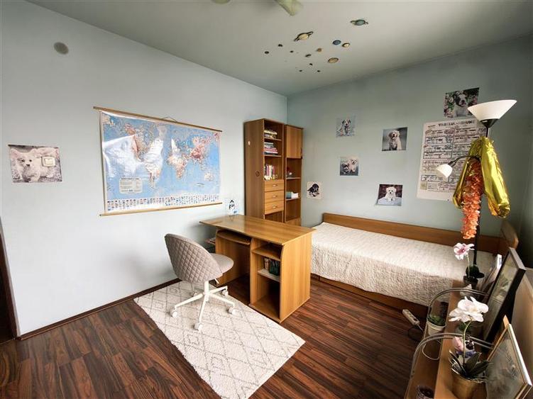 Casa cu 4 camere 2 bai curte spatioasa de inchiriat - 7