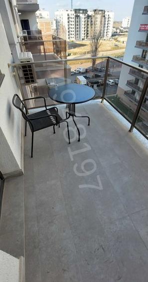 Apartament cu 2 camere semidecomandat în Exterior Vest