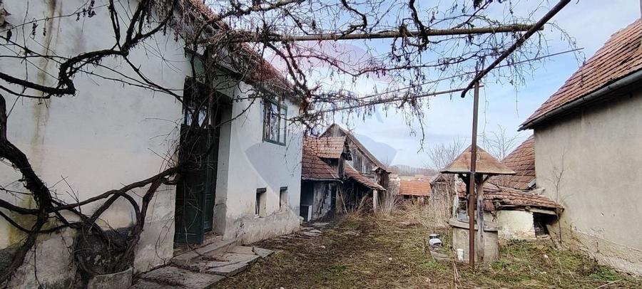 Casă cu 3 camere de vânzare in Chirpar - 2