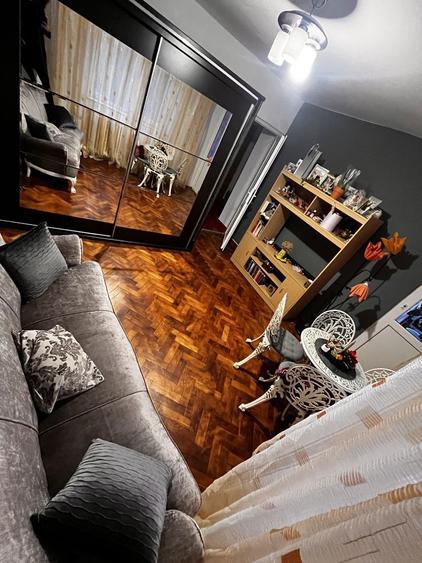 Apartament 2 camere decomandat - 1