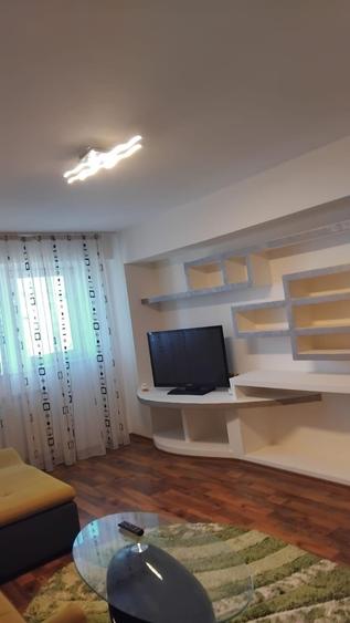 Trocadero - 2 camere decomandat - 3