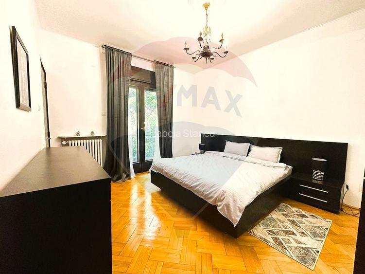 Apartament inchiriere in Bucuresti, Piata Universitatii, 107 mp