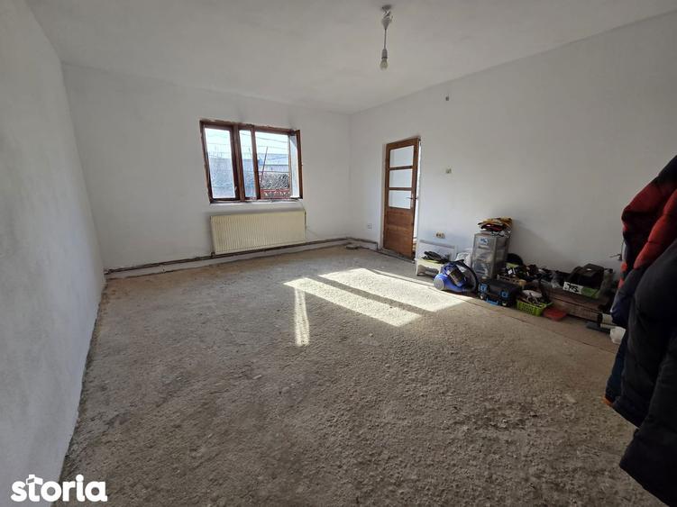 Casa ultracentrala + spa?iu comercial | Teren 193 mp, Targovi?te - 10