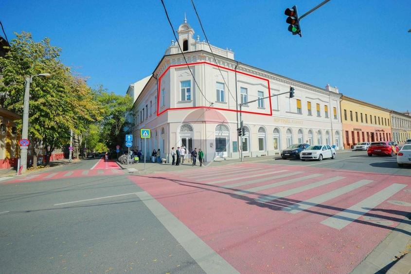 Apartament cu 2 camere semidecomandat în Ultracentral