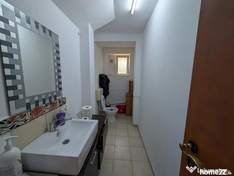 Apartament cu 2 camere nedecomandat în 9 Mai