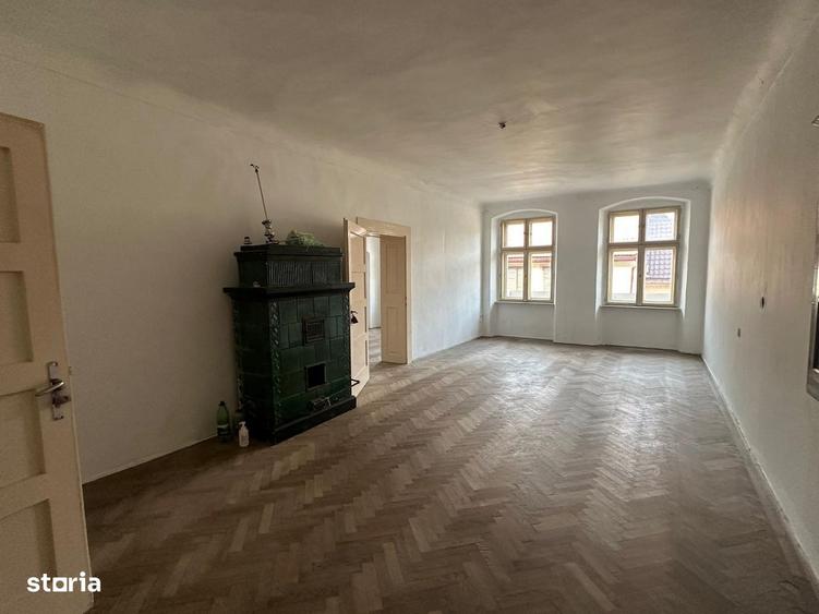 Casa in inima Centrului Istoric - Brasov - 1