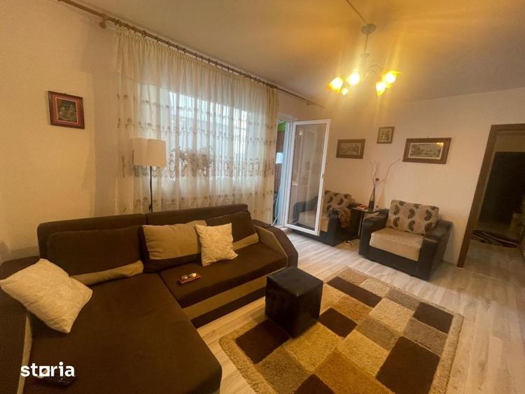 Apartament cu 3 camere în 1 Mai