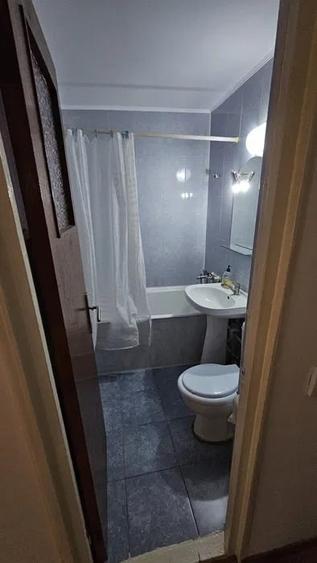 Apartament cu 2 camere decomandat în Drumul Taberei