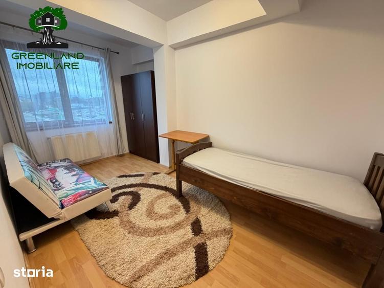 Apartament cu 2 camere decomandat în Podul de Piatră